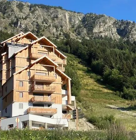 In And Out In Oz, Alpe D'huez